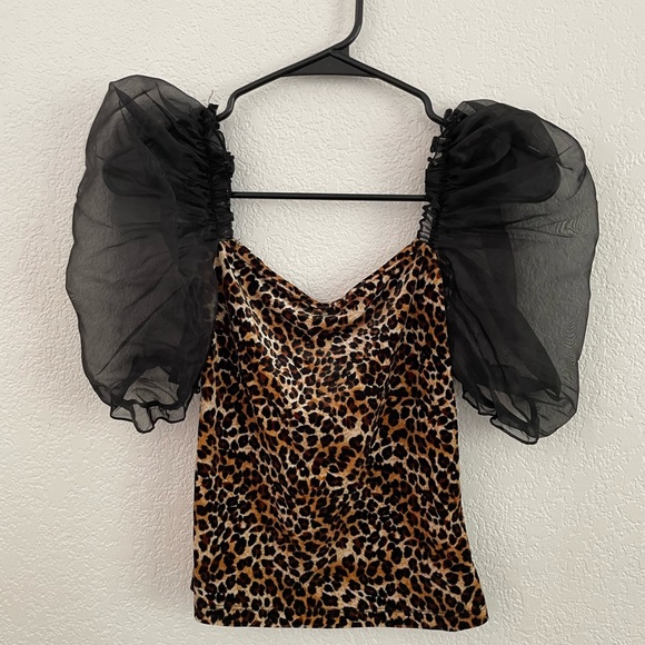 Cheetah top - Picture 1 of 2